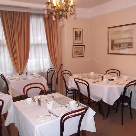 Courtland Hotel Stratford-upon-Avon Buitenkant foto