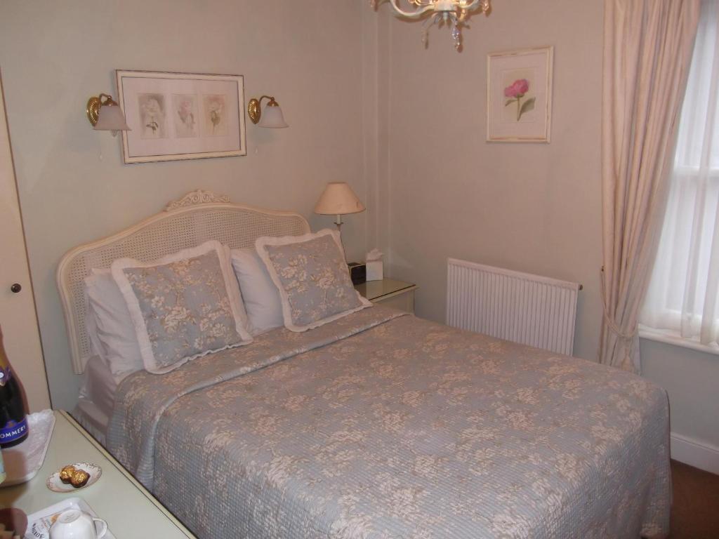 Courtland Hotel Stratford-upon-Avon Kamer foto