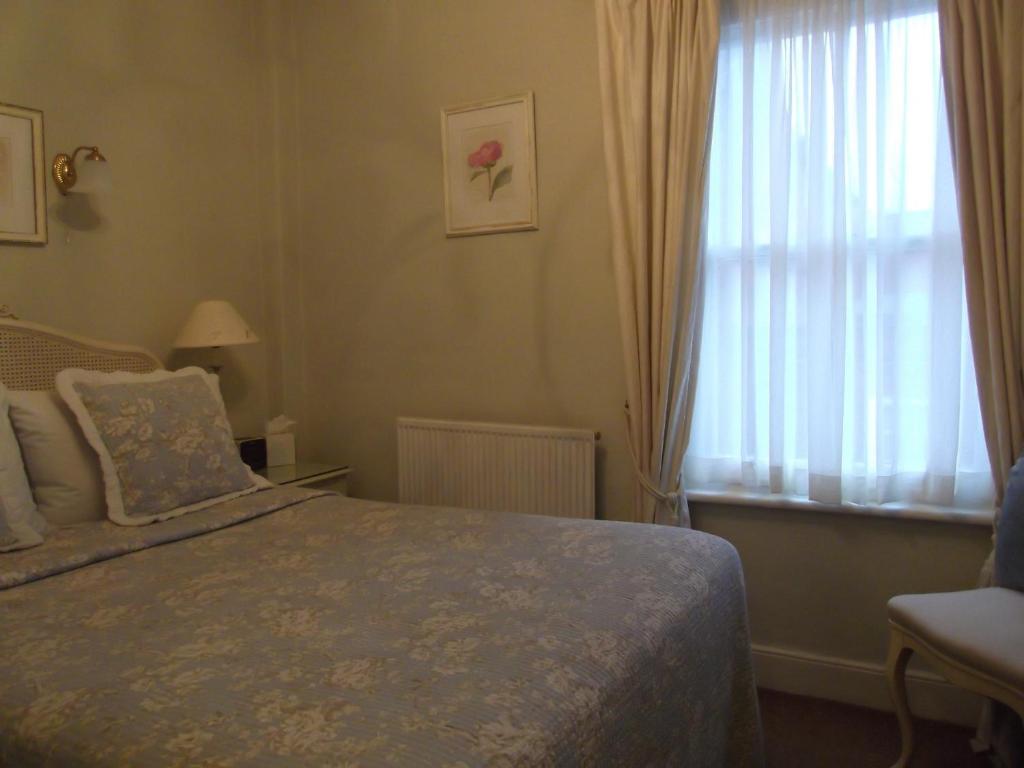 Courtland Hotel Stratford-upon-Avon Kamer foto